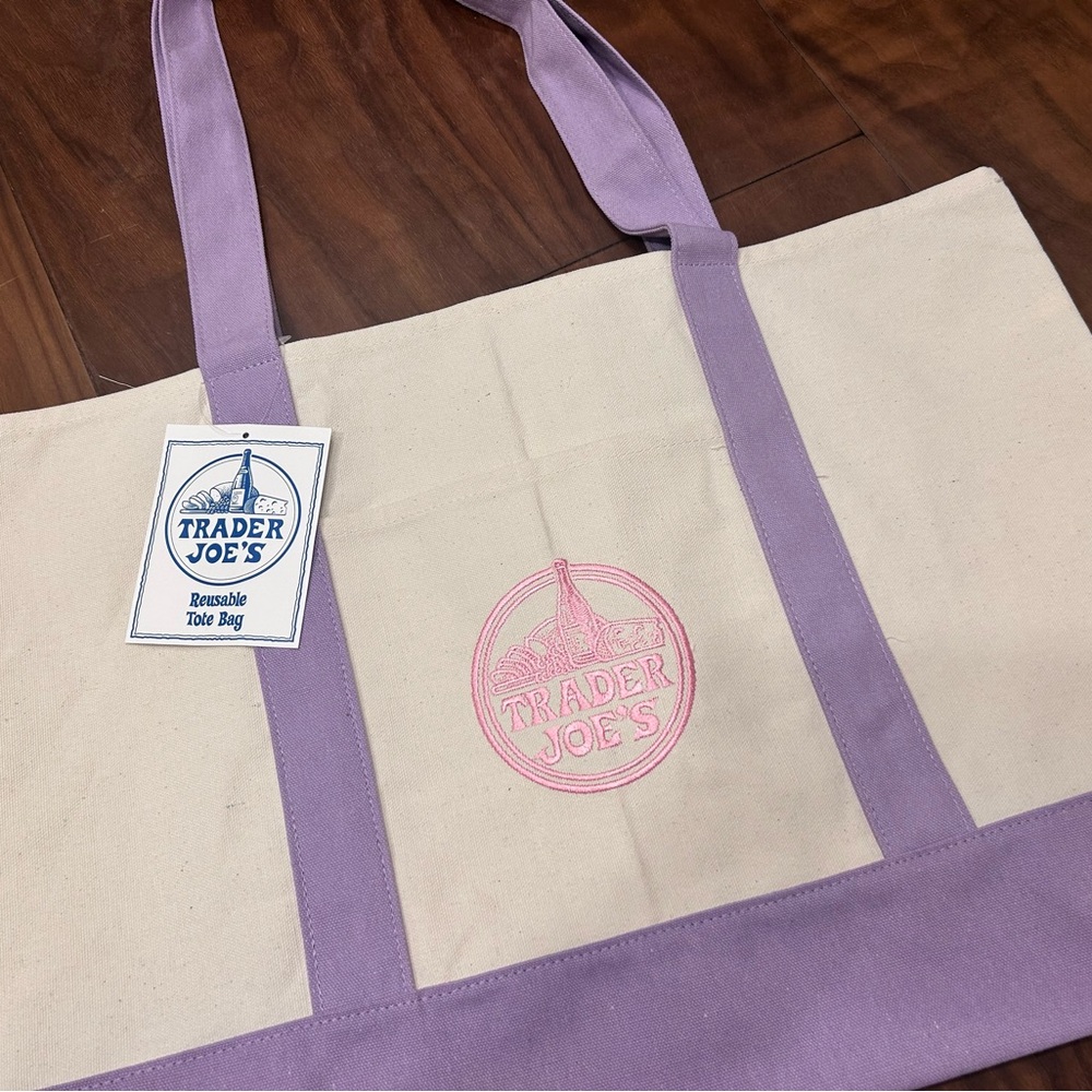 NWT Large Trader Joe’s lavender tote bag